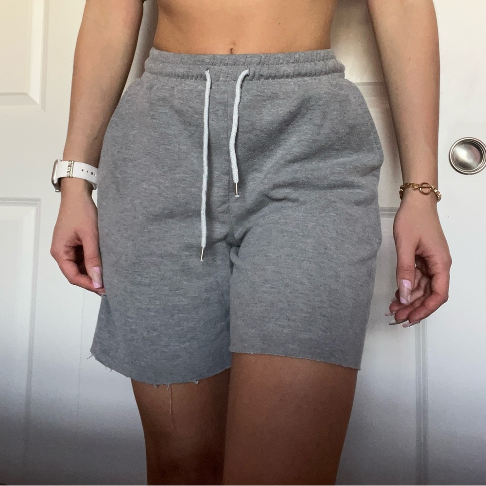 FOREVER 21 Long Fleece Drawstring Shorts